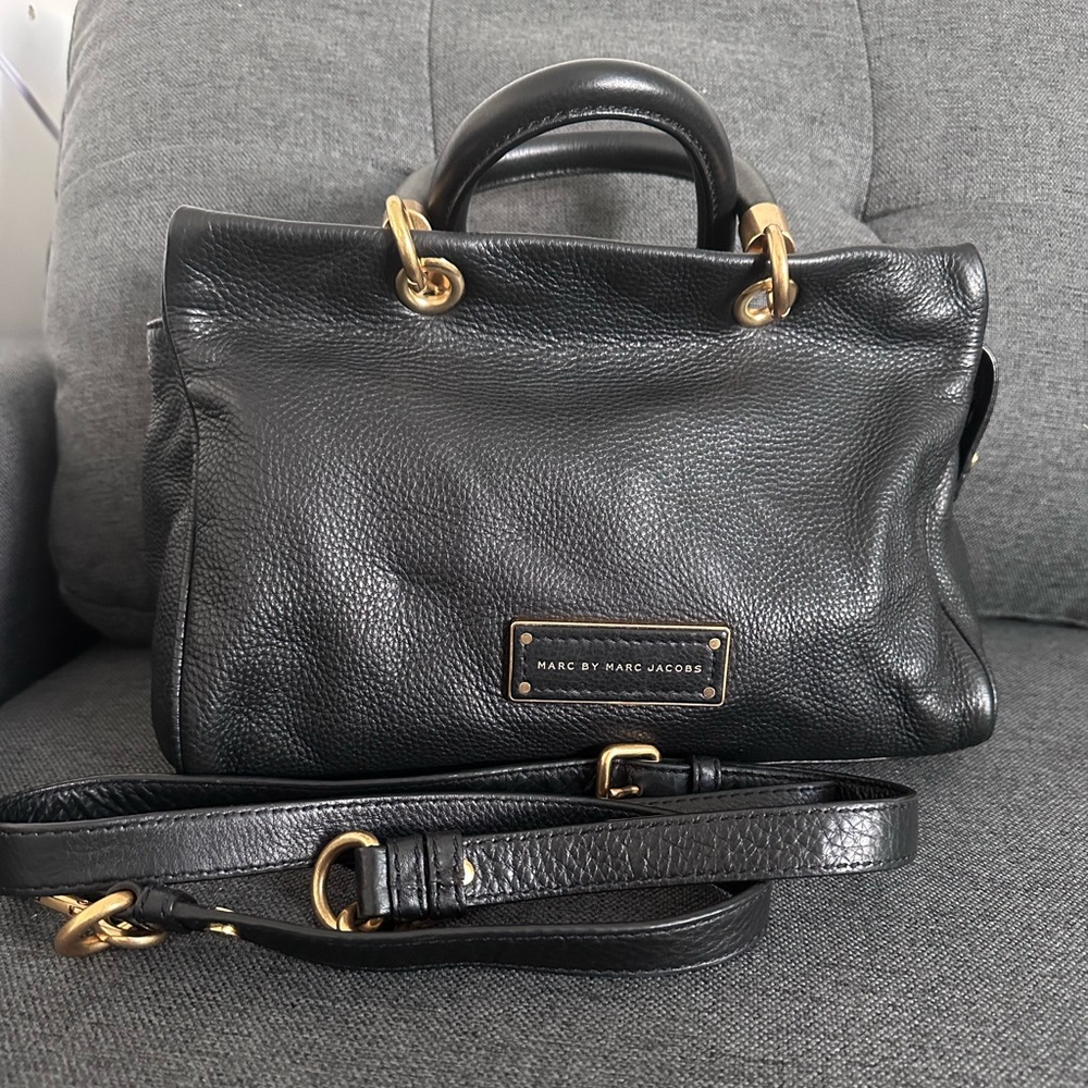 Marc By Marc Jacobs Black leather Crossbody Doctors bag purse